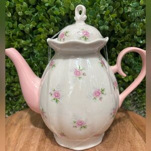 Grace Teaware NWT Pink Rose Floral Porcelain Teapot